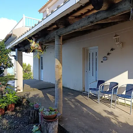 Casa Da Volta - Sea & Mountain Retreat In *